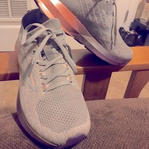 Brooks Levitate 3 Bedlam Women’s running shoes